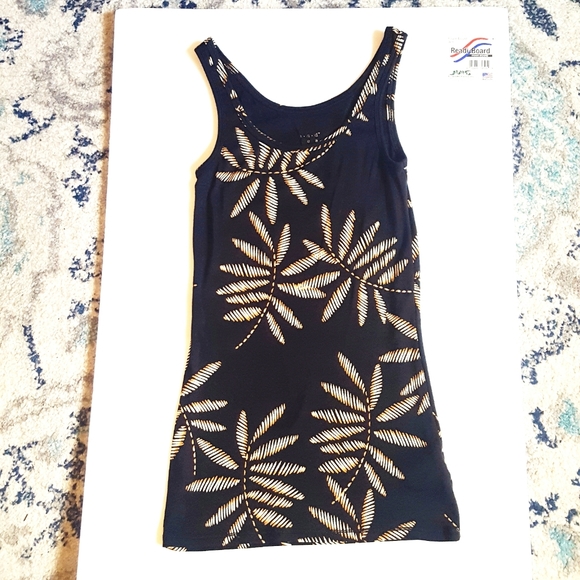 New! Tropical Tank Top - Picture 2 of 5